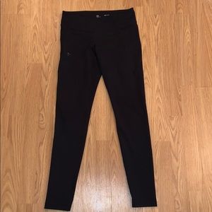 Under armour pocketed leggings